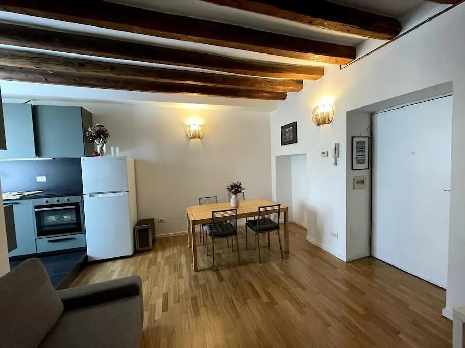 Tortona, 12 - Tra Fashion E Design Apartment Milan