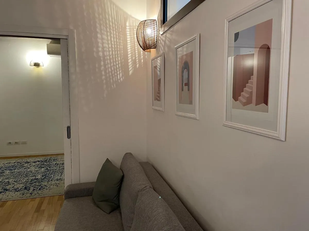 Tortona, 12 - Tra Fashion E Design Apartment Milan Italy