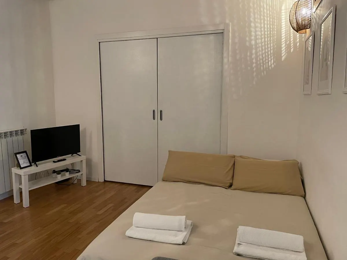 Tortona, 12 - Tra Fashion E Design Apartment Milan